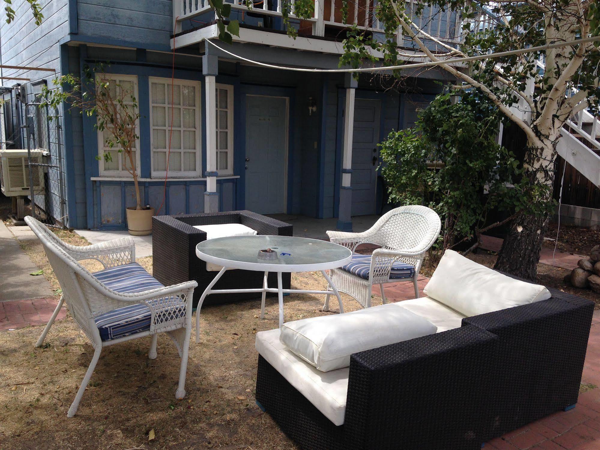 The Hostel California Bishop Bagian luar foto
